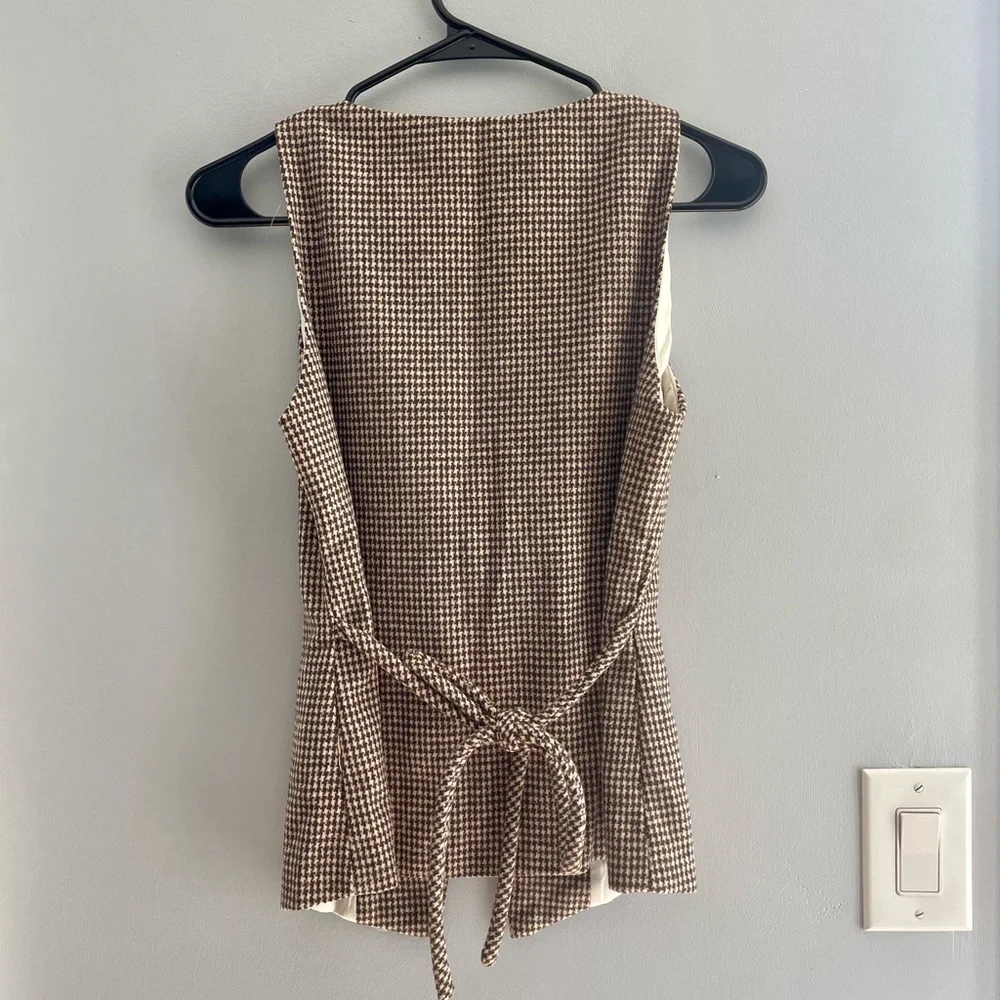 Classic Houndstooth Button-Front Women’s Top - Brown/White